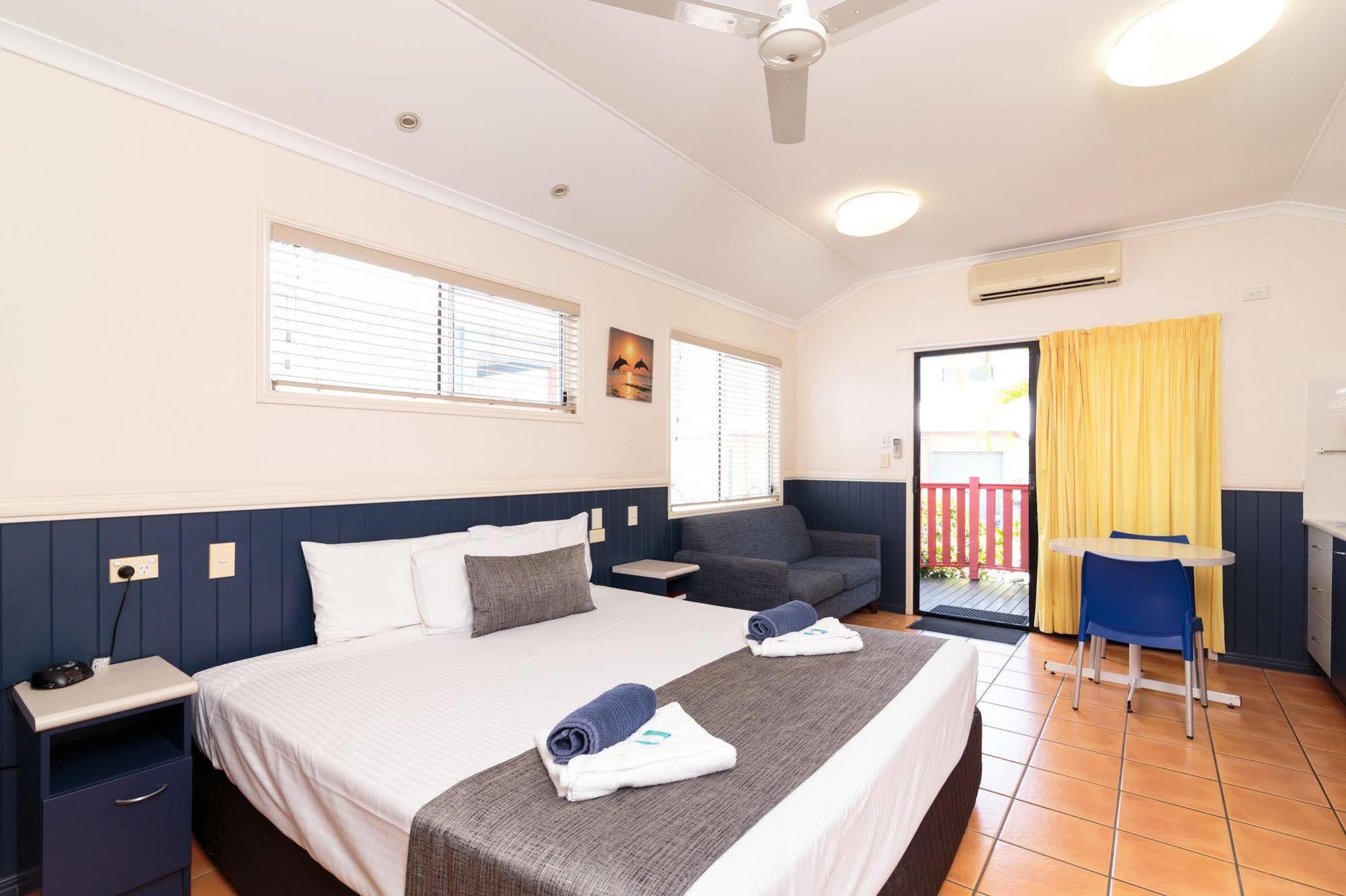 Maroochydore Cabins Hotel Екстериор снимка