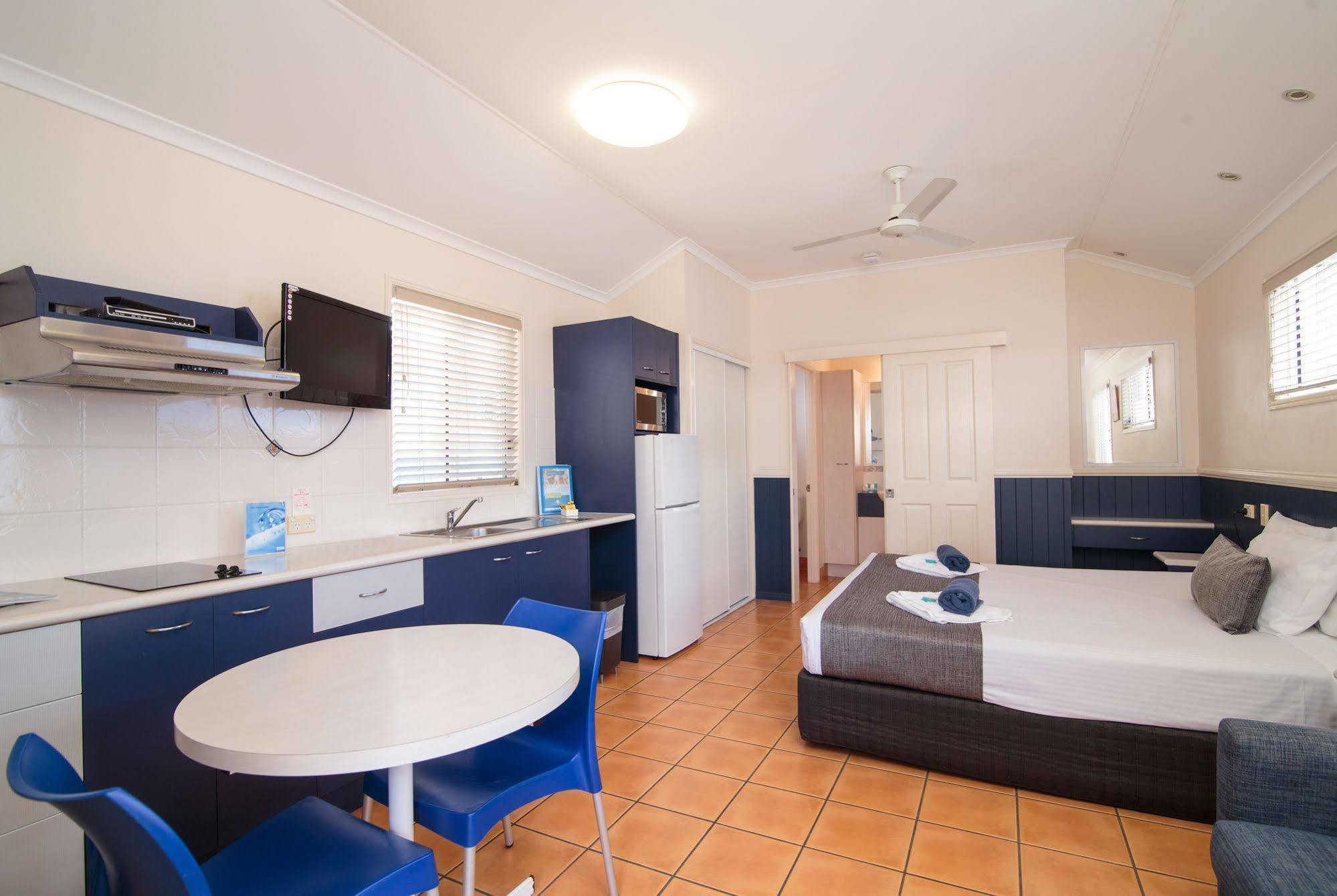 Maroochydore Cabins Hotel Екстериор снимка